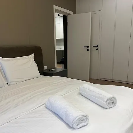Hera Deluxe Appartement *