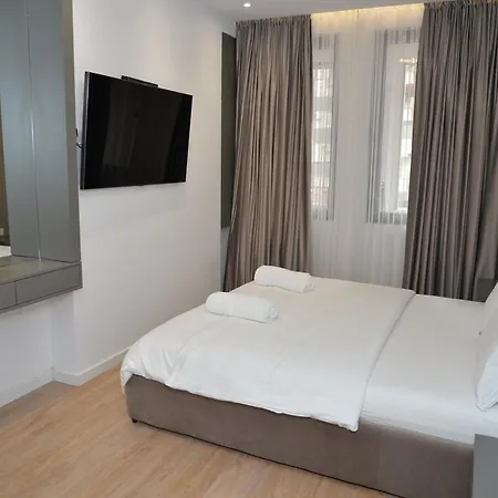 Hera Deluxe * Tirana