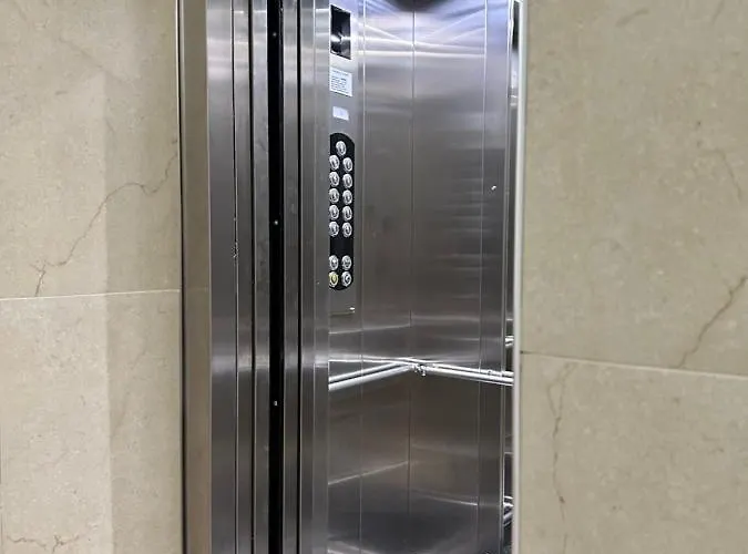 Hera Deluxe Apartament *